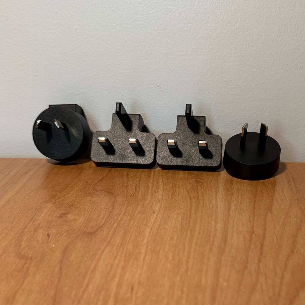 🛍️ Black AC DC Plug Adapter Sets of 4 (two sets)